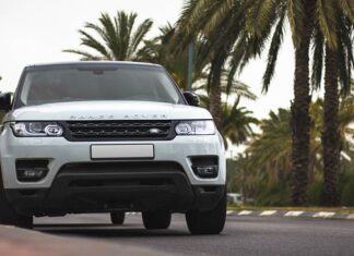 Ile waży Land Rover Sport?